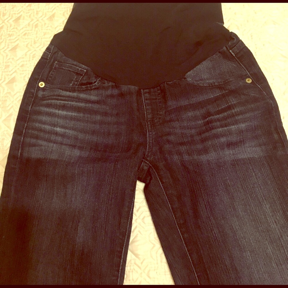 A pea in the pod crop jeans